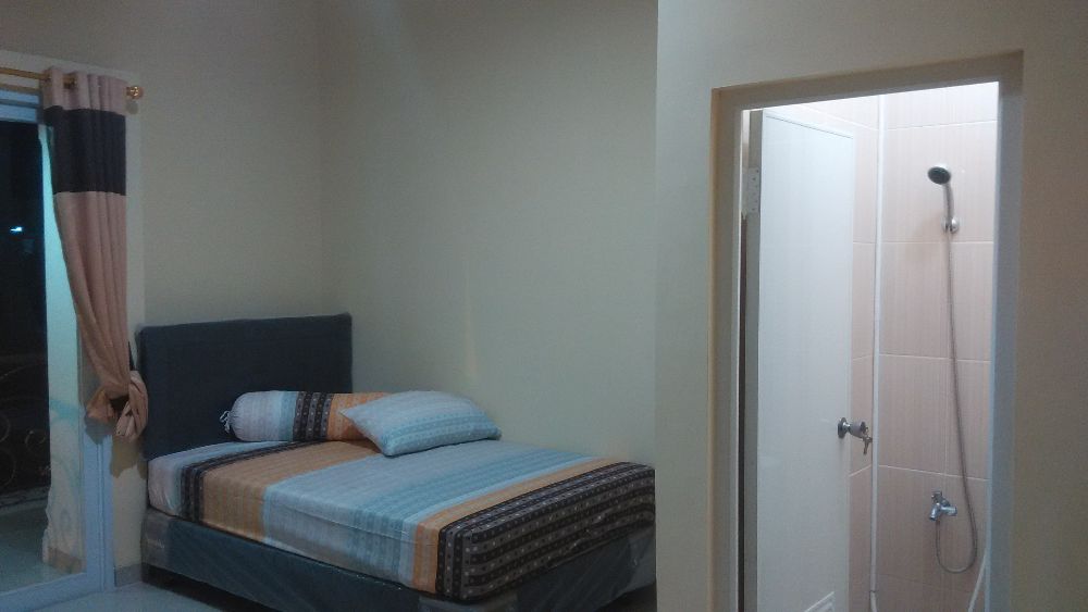 o. KAMAR ATAS BALKON + KAMAR MANDI