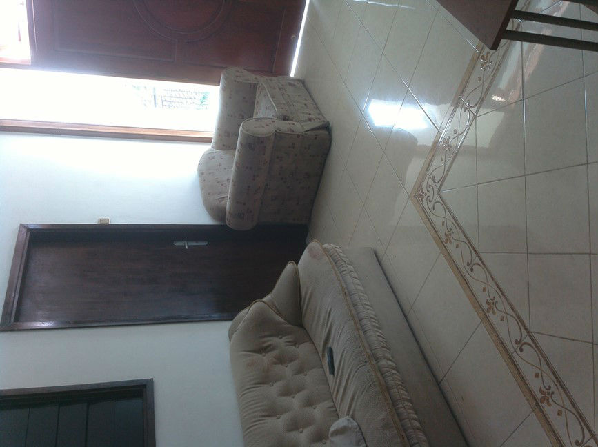 ruang tamu (atas)
