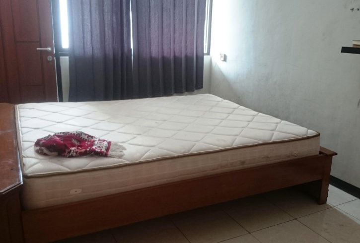 Sewa Area Lt 2 seluruhnya utk Pasutri Keluarga Wanita Sewa Area Lt 2 seluruhnya utk Pasutri Keluarga Wanita